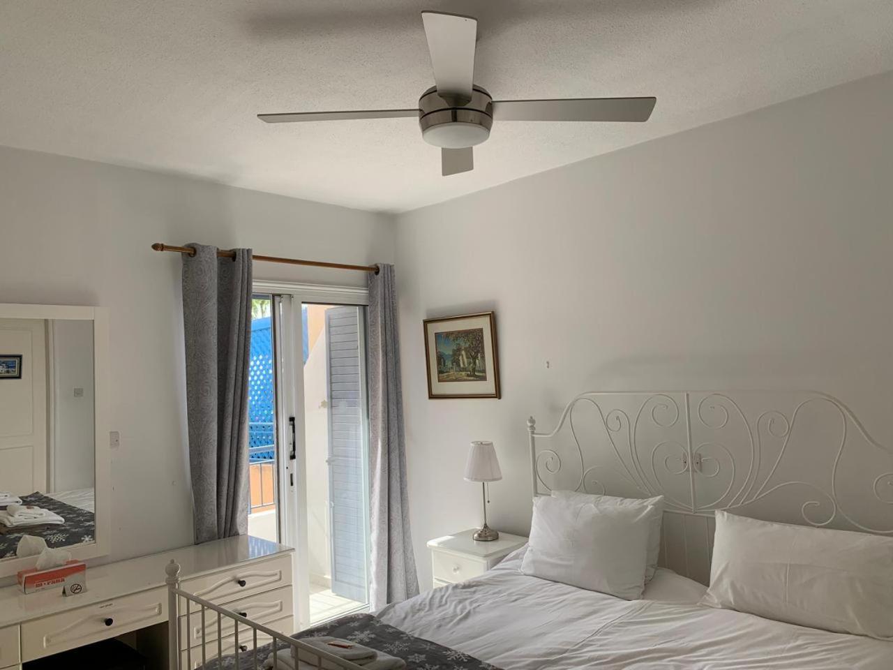 King'S Palace - Spacious 2 Bed, 2 Bath With Sea And Pool Views Paphos Ngoại thất bức ảnh